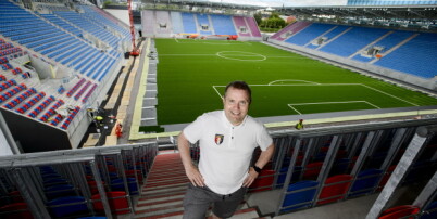 Etter 104 år er ventetida over: Bli med inn på Vålerengas nye stadion